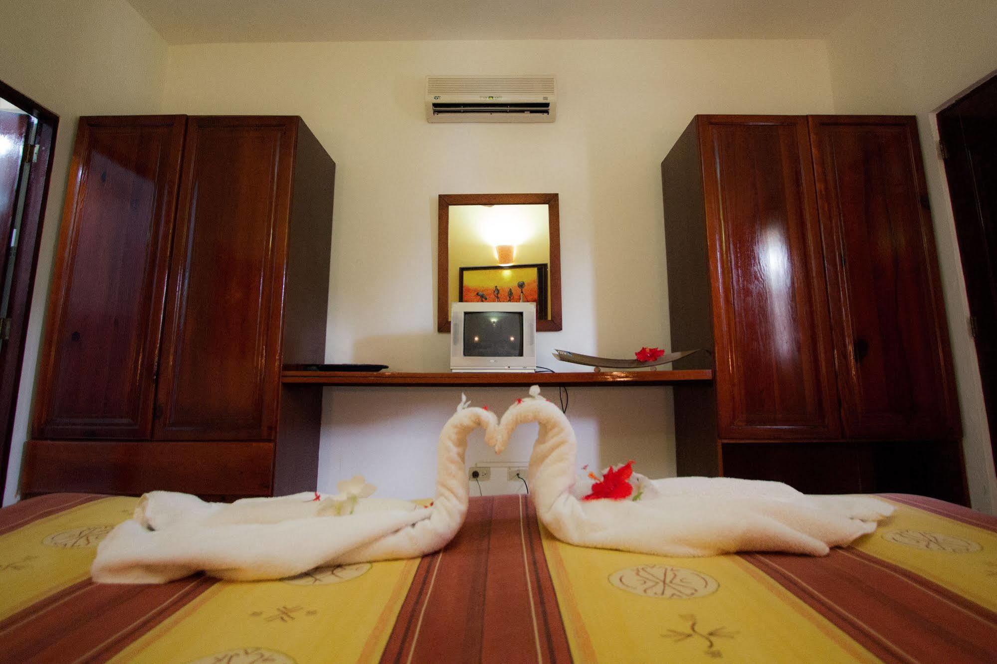 Soficu Hotel El Eden Dominicus บายาฮิเบ ภายนอก รูปภาพ